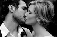 gynaika-zygos-rantevoy-antras-ixtheis