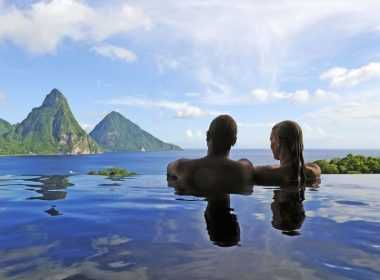 romance-heavenly-view-and-infinity-pool-for-two