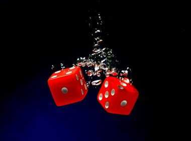 wet-dice-black-red