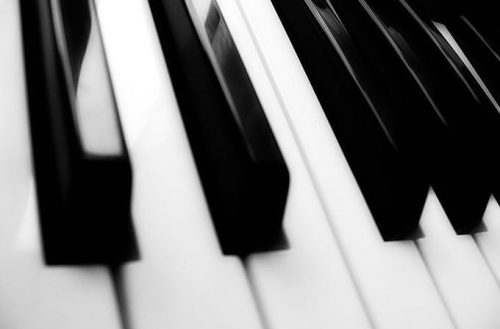 oneirokritis-aspro-mayro